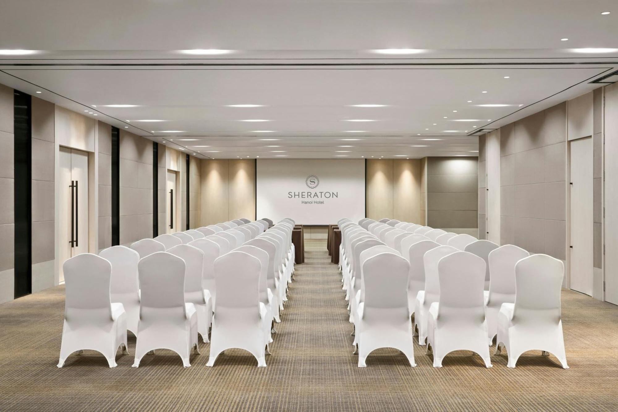 Sheraton Hanoi Hotel Exterior foto